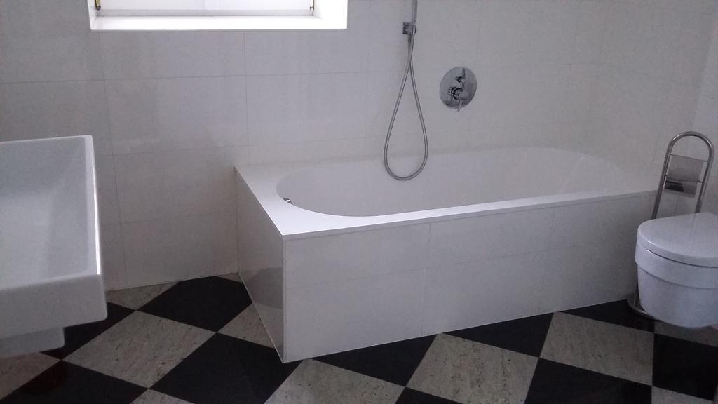 Brandlgut Hotel Bolzano Bagian luar foto
