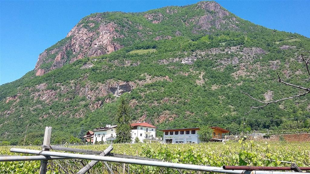 Brandlgut Hotel Bolzano Bagian luar foto